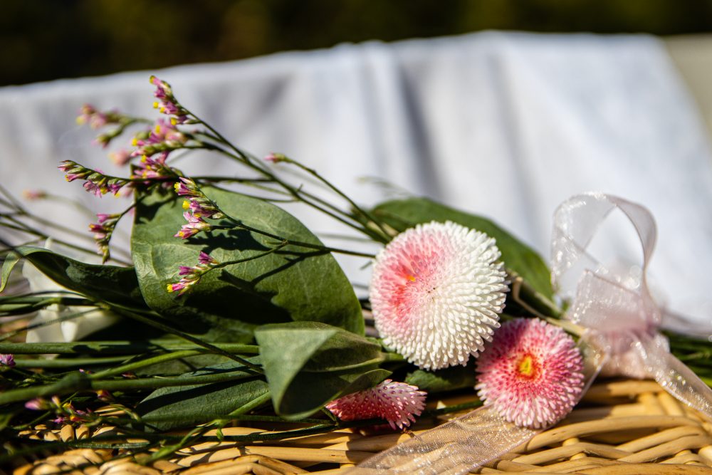 Blumen auf einer Beerdigung - Stefan Wiede Fotografie